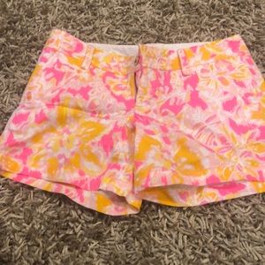 Callahan lilly pulitzer shorts. size 2.